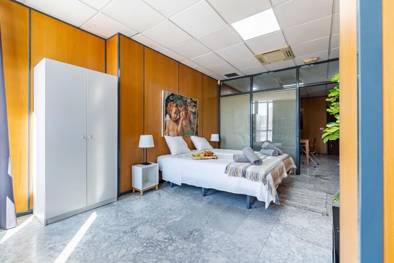Grand Soho Ofihouse Malaga Apartment Exterior photo